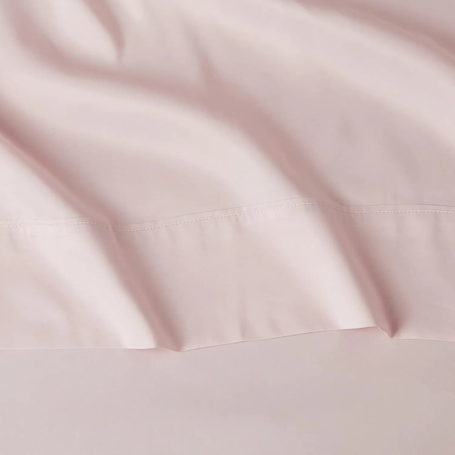 Amazon Basics Lightweight Super Soft Easy Care Microfiber 4-Piece Bed Sheet Set with 14-Inch Deep Pockets, Luxury Bedding, Queen, Blush Pink, Solid