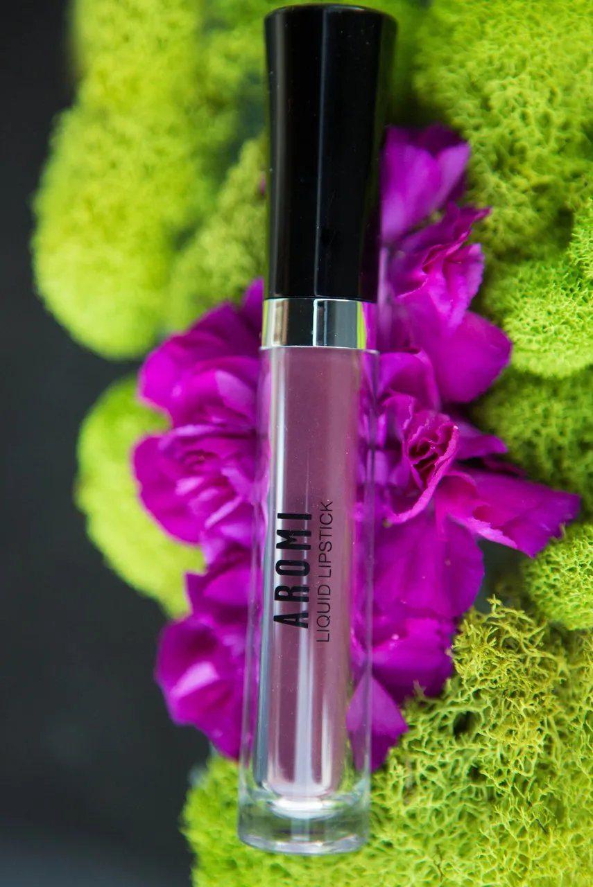 Aromi Black Cherry Matte Liquid Lipstick, Dark Plum Maroon Lip Color, Vegan and Cruelty-free, Long-Lasting and Highly Pigmented Lipstick (Black Cherry)