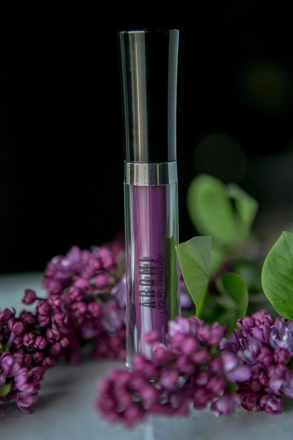 Aromi Violet Plum Liquid Lipstick, Dark Purple Lip Color, Vegan and Cruelty-free, Long-lasting and Smudge Proof Lipstick, Handmade (Vamptastic Plum)