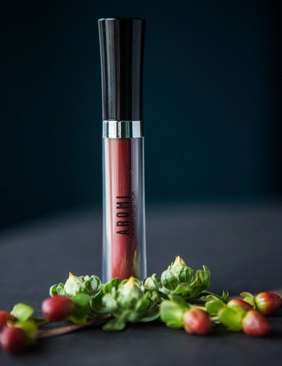 Aromi True Maroon Matte Liquid Lipstick | Dark Red Lip Color with Warm Undertones, Bordeaux Lipstick, Vegan, Cruelty-free, Long-wear, Waterproof (Rich Rosewood)