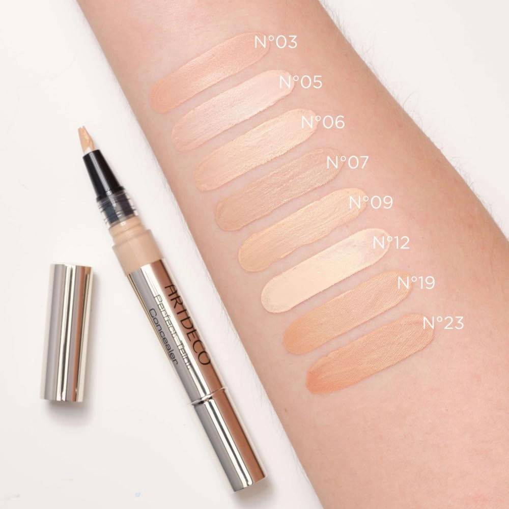 ARTDECO Perfect Teint Concealer - Light Ivory N°06 - Light-Reflecting Concealer with Brush Applicator - No Signs of Tiredness - Medium Coverage - Water-Resistant - Long Lasting - Makeup - 0.07 Fl Oz