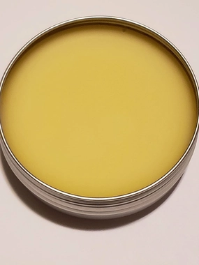 Bald Head Moisturizer Balm- Soothing and Moisturizing Formula with Natural Ingredients for a Smooth, Soft, Shiny, and Healthy Scalp. Sweet Tobacco Scent.