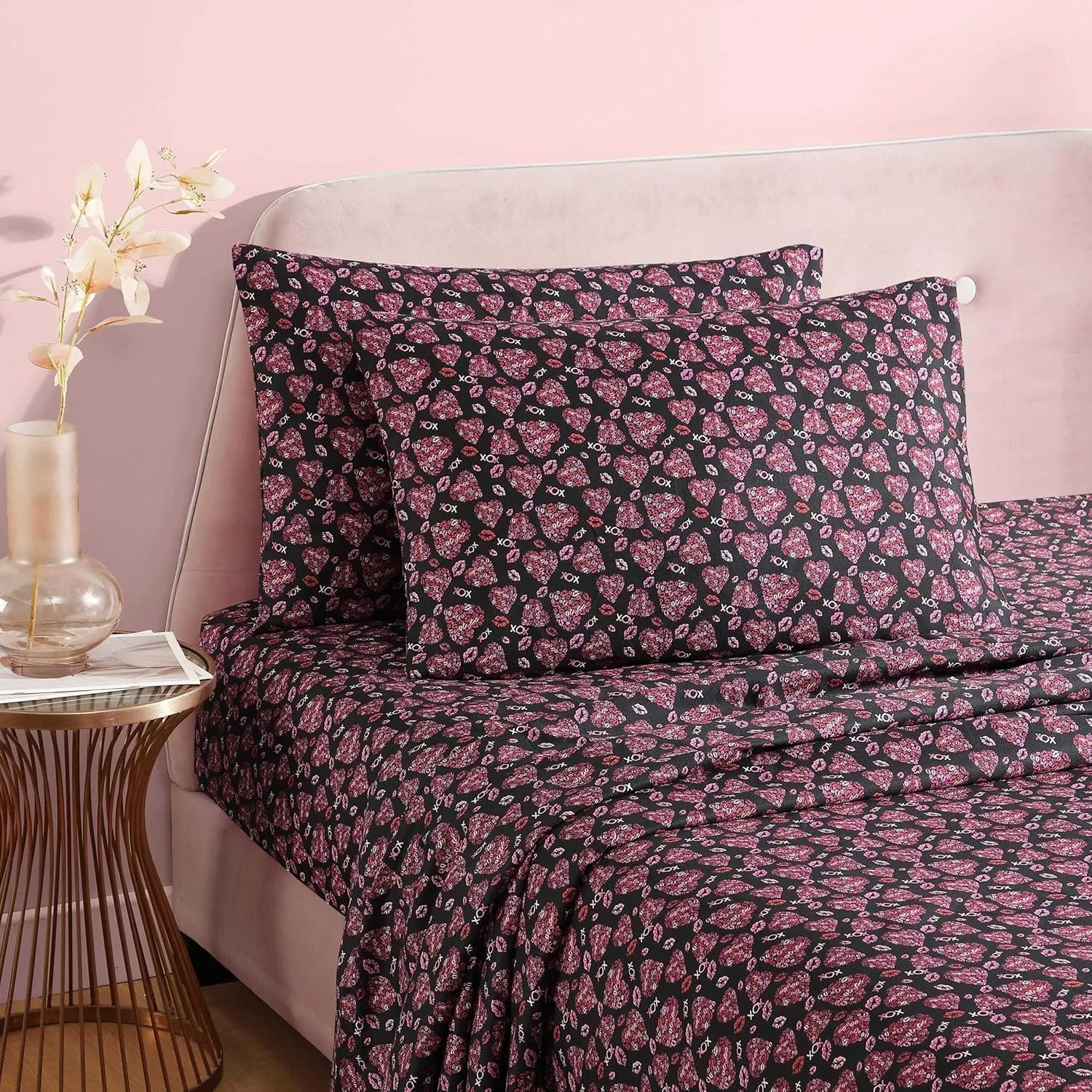 Betsey Johnson - Queen Bed Sheets, Super Soft Bedding with Matching Sham(s), Fade & Wrinkle Resistant Bed Essentials (Lipstick Betsey Pink, Queen)
