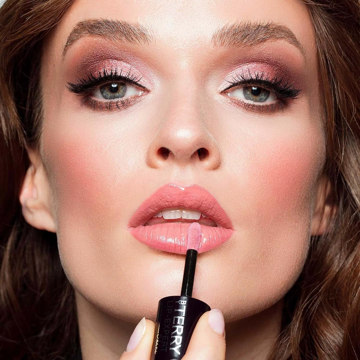 By Terry Lip-Expert Shine Liquid Lipstick, Vibrant & Kiss-Proof Lips, Highly Pigmented, Long Lasting, Red Shot, 0.14 fl oz