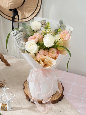 Chic Blush