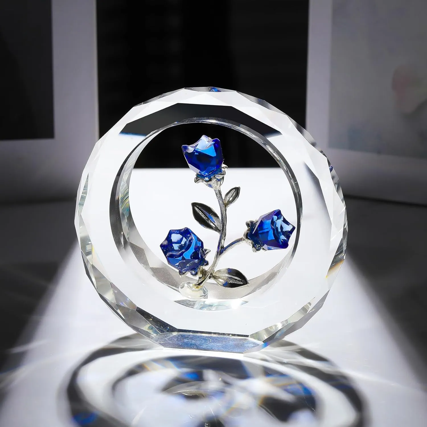 Crystal Blue Rose Figurine with Outer Circular Ring, Glass Bouquet Collectible Gifts for Her Wife on Birthday Anniversary, Handmade Decorative Flower Presents for Mom Home Table Decor