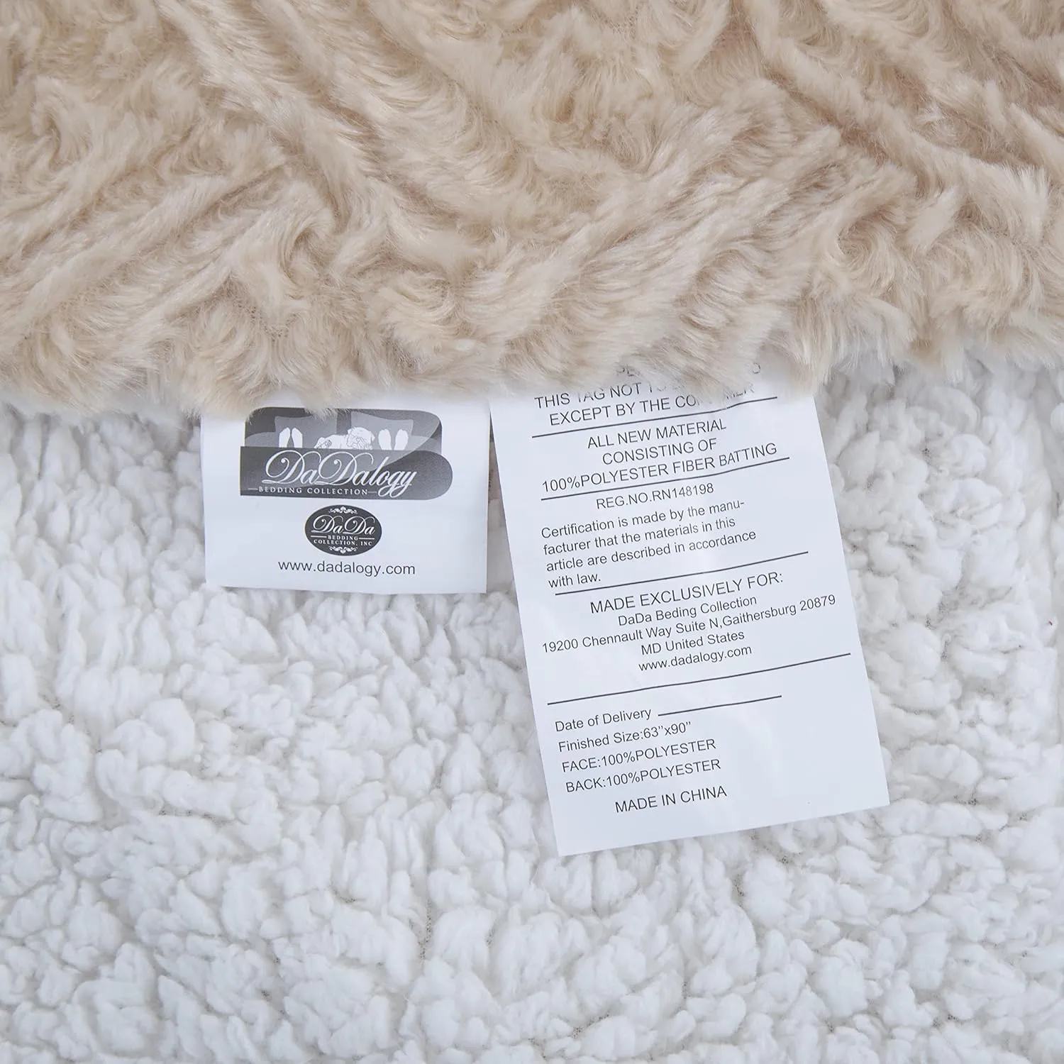 DaDa Bedding Champagne Ivory Faux Fur Throw Blanket - Dreamy Neutral Nude Gold Geometric Embossed Sherpa Backside - Super Soft Warm Cozy Plush Fluffy - 50" x 60"