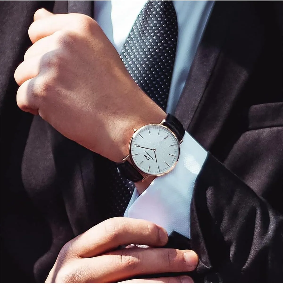 Daniel Wellington Classic Men’s Watch - 36mm - 40mm Case, Japanese Quartz Movement, Leather Strap, Water Resistant, Analog Watch for Men - Sheffield