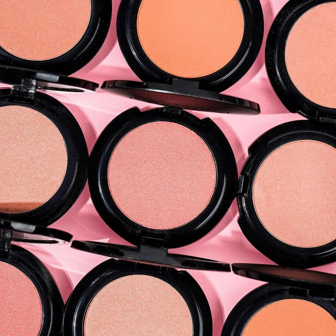 Farmasi Tender Blush On, 5 g./0.18 oz. (18 - Pink Lily)