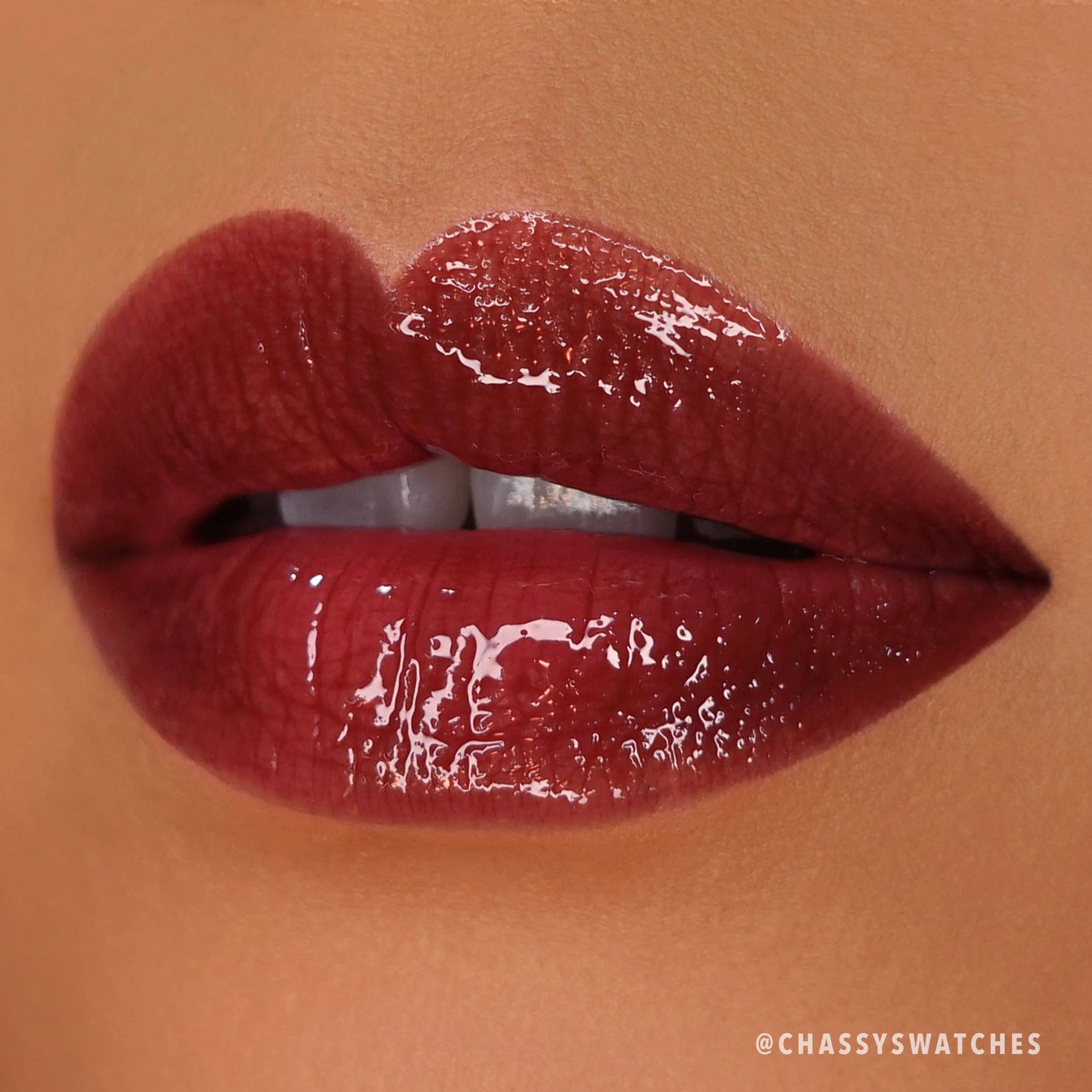 Glow Getter Hydrating Lip Oil - Teaberry