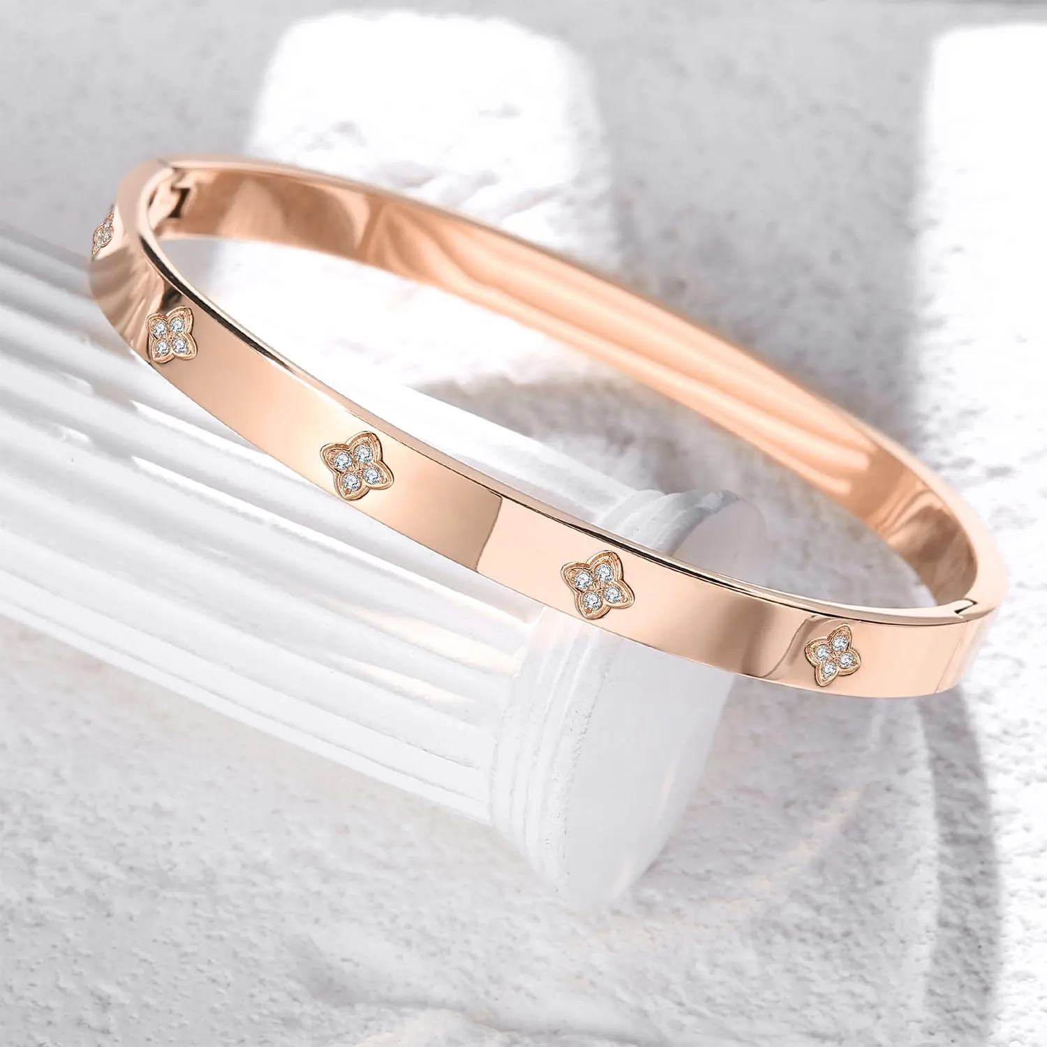 Gold Bangle Bracelets for Women Four Leaf Clover Lucky Love Cubic Zirconia Bracelet