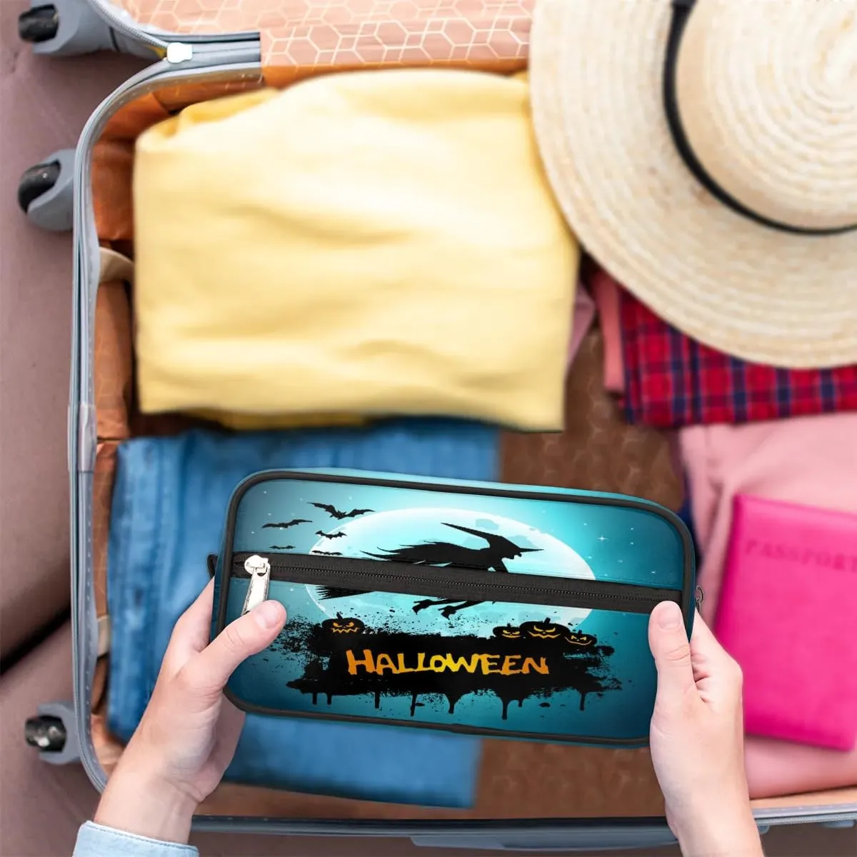 Halloween Night Witch Pumpkins Travel Toiletry Bag for Women Men Small Cosmetic Makeup Organizer Water Resistant Shaving Bag Portable Make Up Bag Storage Bags with Handle