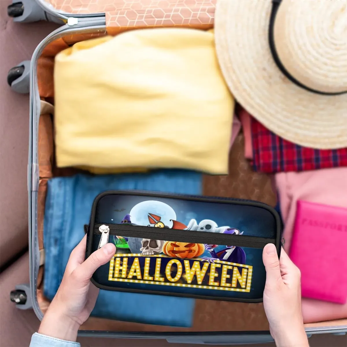 Halloween Topic Travel Toiletry Bag for Women Men Small Cosmetic Makeup Organizer Water Resistant Shaving Bag Portable Make Up Bag Storage Bags with Handle