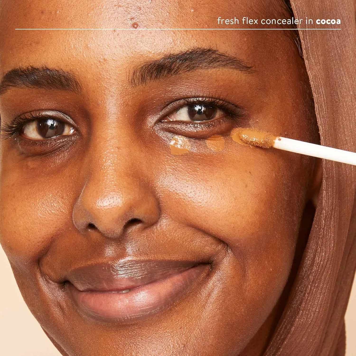 Honest Beauty Fresh Flex Concealer with Niacinamide   Vitamin E   Hyaluronic Acid | Vegan   Cruelty free | Cocoa, 0.17 fl oz