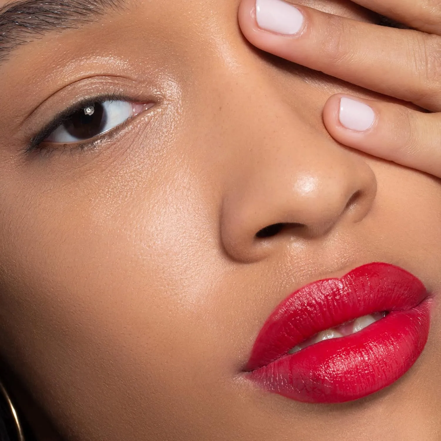 ILIA - Color Block Lipstick | Non-Toxic, Vegan, Cruelty-Free, Hydrating   Long Lasting, No Budge Color with Full Coverage (True Red (Real Red With Cool Undertones), 0.14 oz | 4 g)