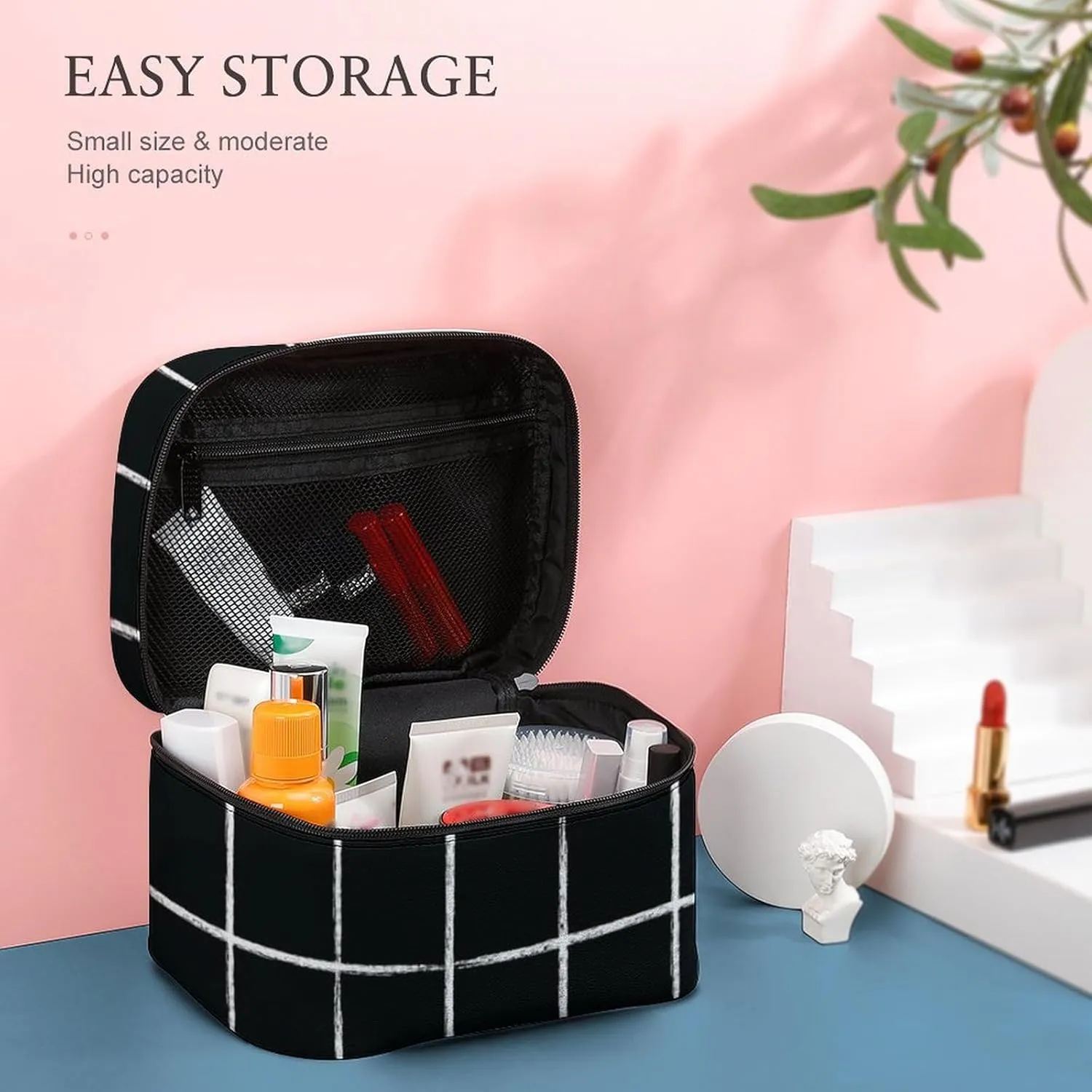 Leather Portable Makeup Bag, Black and White Checkered Modern Minimalist Travel Cosmetic Bag Makeup Organizer Case Large Capacity Zipper Toiletry Bag for Women