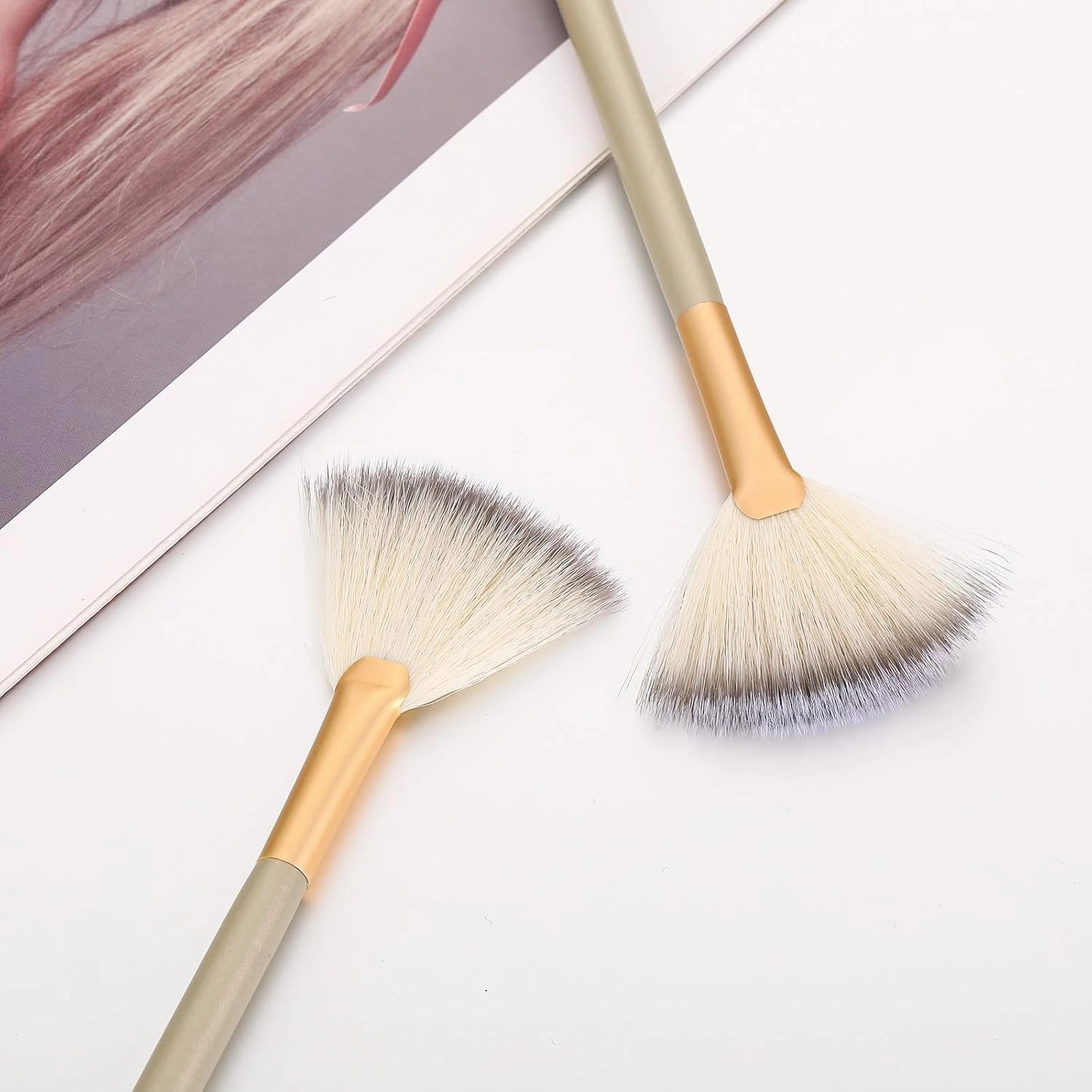 Maitys 100 Pieces Fan Brushes, Soft Blush Makeup Brush, Esthetician Brush, Mask Acid Applicator Brush Tools for Women Girls Peel Mask Makeup for Mud Cream (Champagne, 2.3x7.9 Inch)