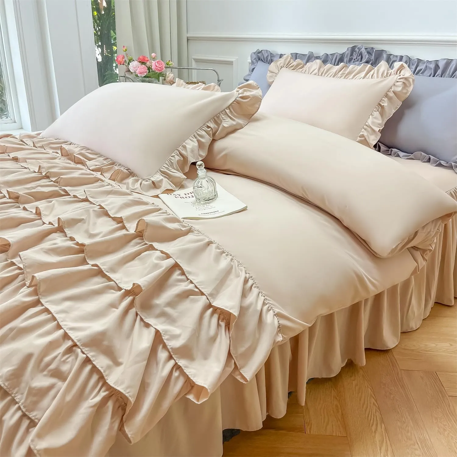 MOOWOO Girls Bedding,Waterfall Ruffle Duvet Cover -Twin 2 Piece Shabby Chic Bedding Solid Color Soft and Breathable with Zipper Closure,Corner Ties,Aesthetic Bedding, Champagne