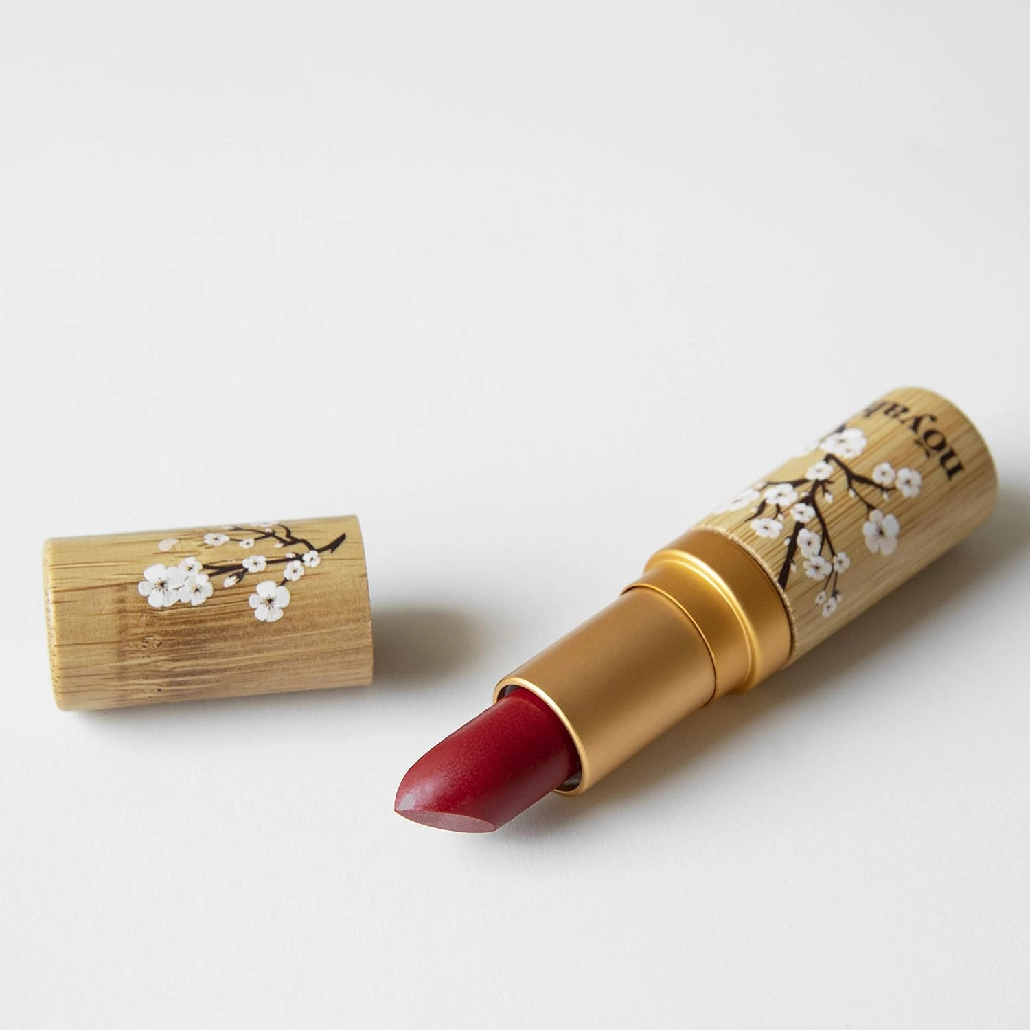 Noyah Clean Natural Lipstick, Empire Red, 0.16 oz
