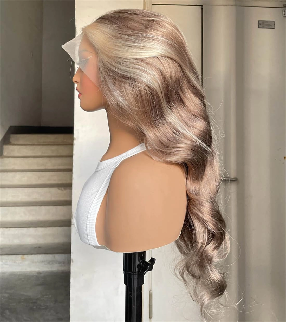 Rina Ash Brown with Skunk Stripe 613 Lace Front Wig Human Hair Summer Choice Fashion 210% Density Body Wave Champagne with Platinum Blonde Highlights 13x4 Lace Front Wig for Women 20 Inch
