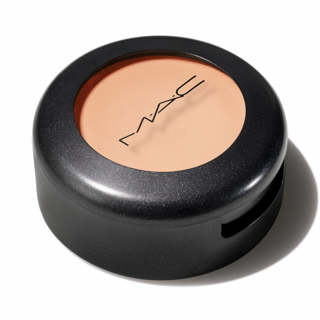 STUDIO FINISH SPF 35 CONCEALER