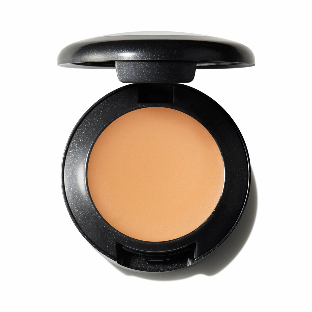 STUDIO FINISH SPF 35 CONCEALER