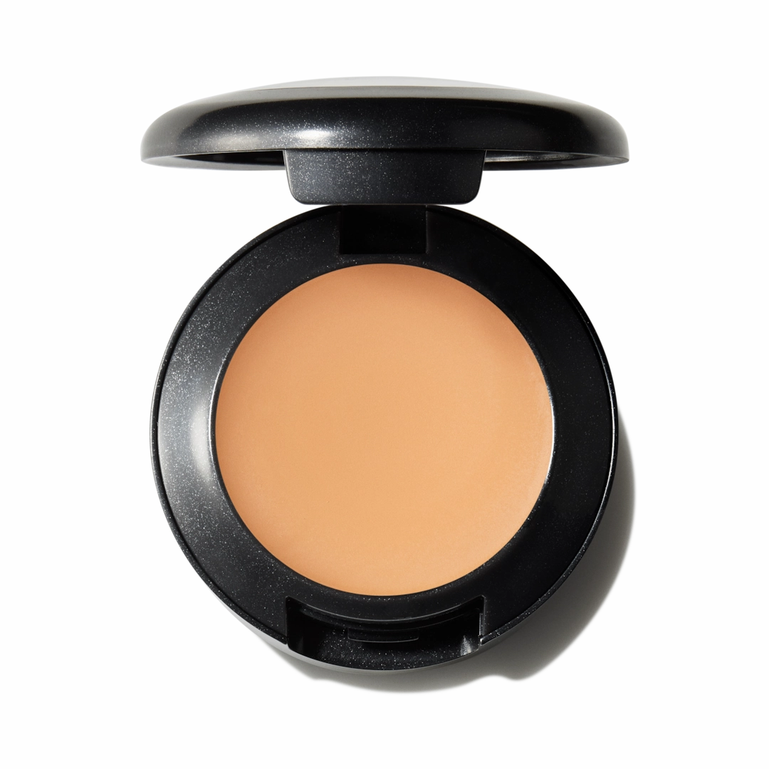 STUDIO FINISH SPF 35 CONCEALER