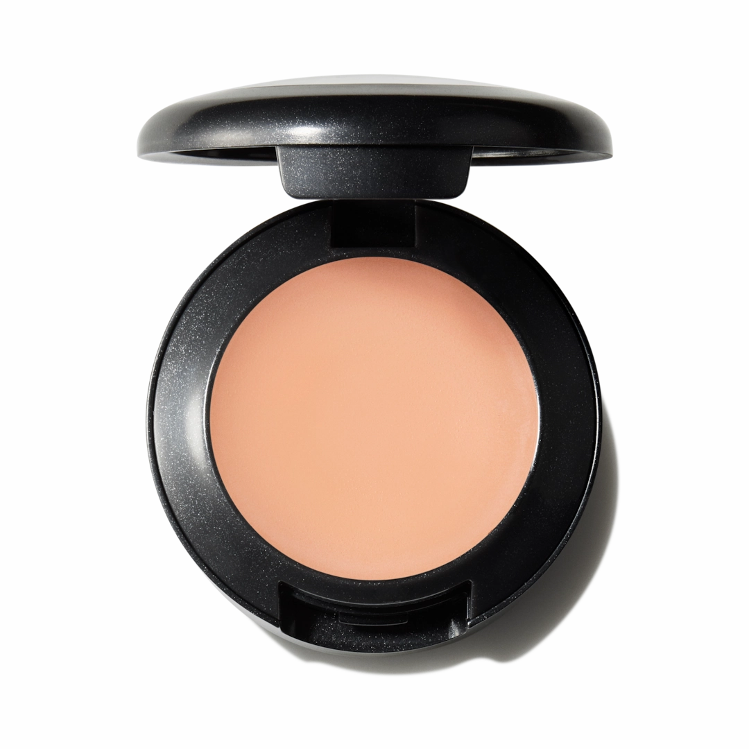 STUDIO FINISH SPF 35 CONCEALER