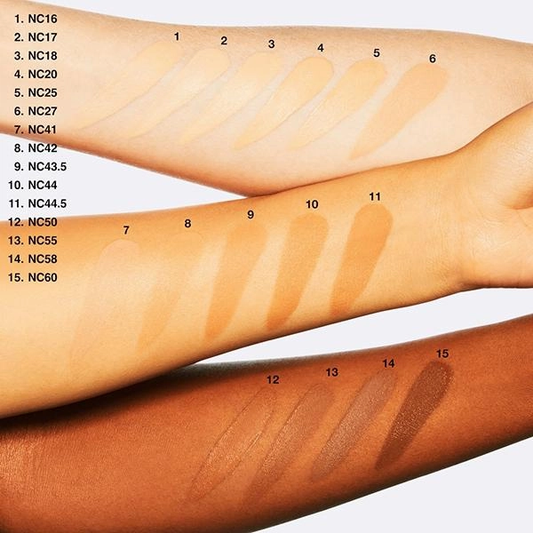 STUDIO FIX FLUID SPF 15