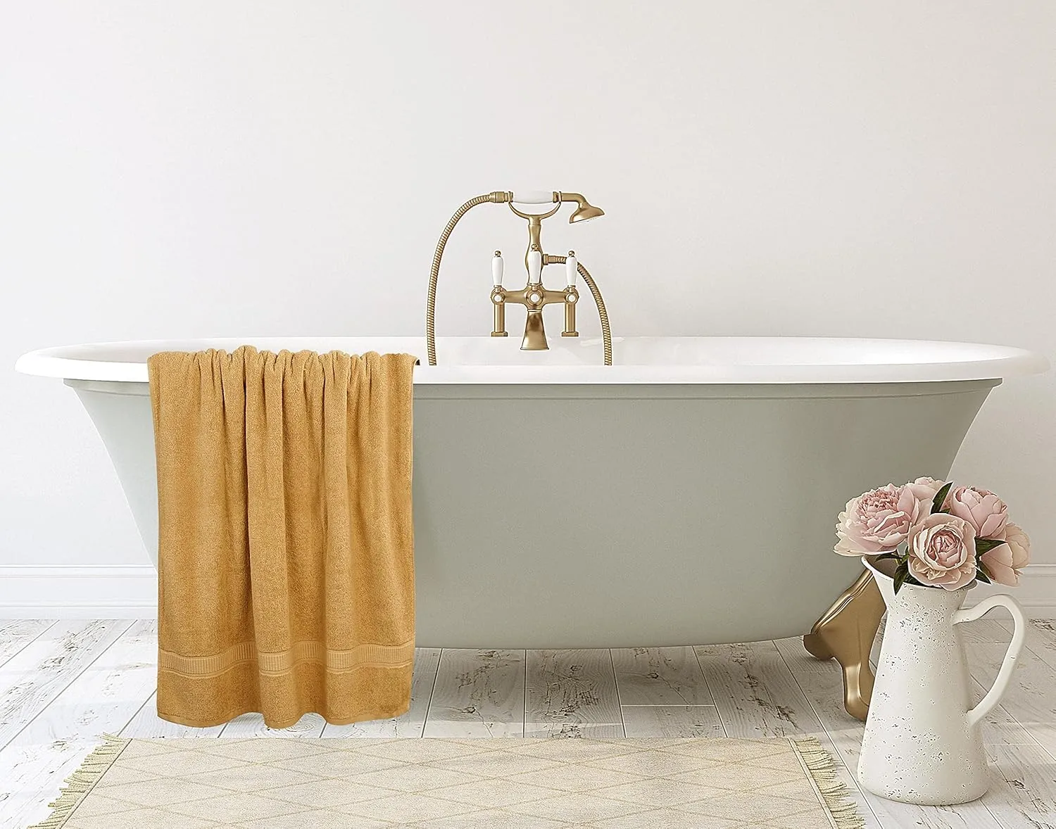 Utopia Towels Luxurious Jumbo Bath Sheet 2 Piece, 600 GSM, 35 by 70 Inches, 100% Ring Spun Cotton, Highly Absorbent and Quick Dry Extra Large Bath Towel, Super Soft Towel, Champagne