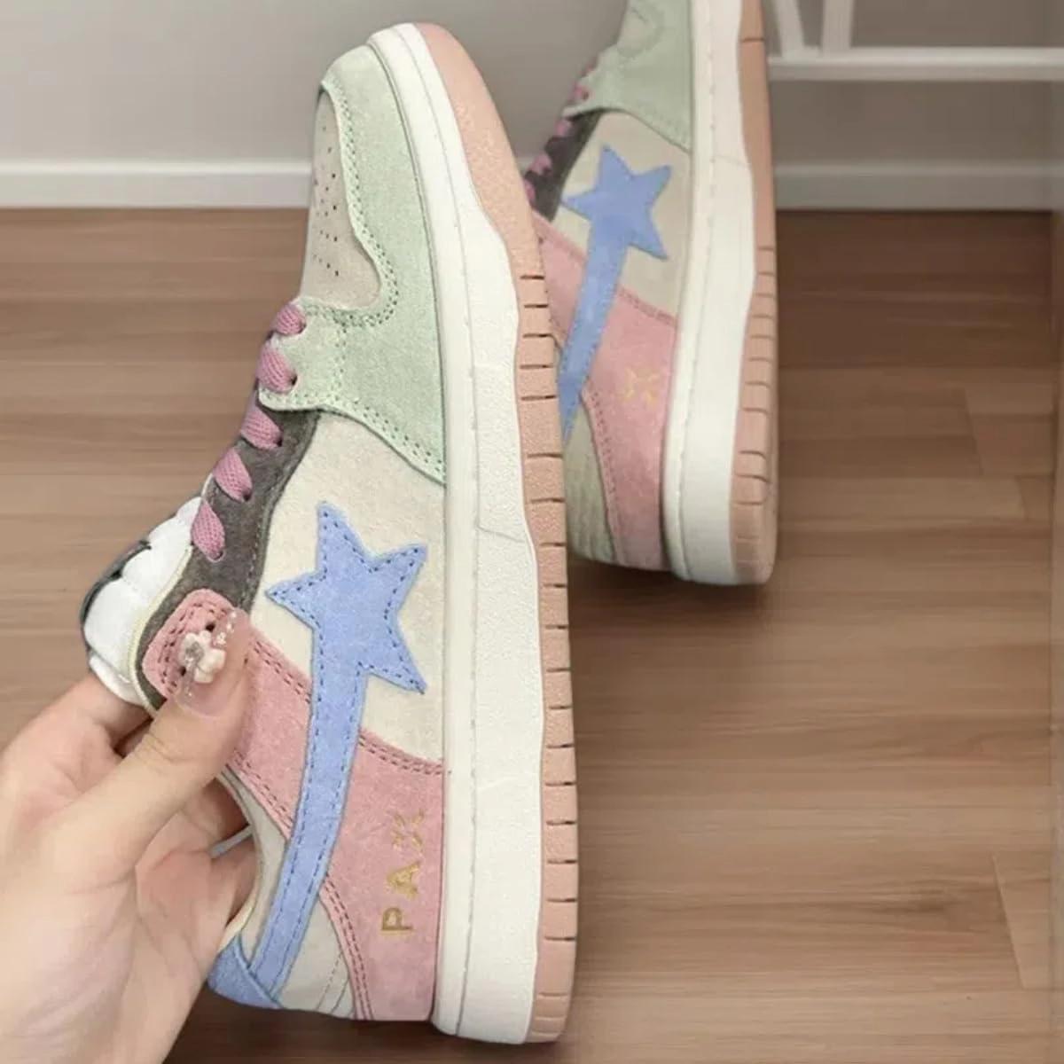 Women Y2K Retro Sneakers, Star Patch Platform Trainers, Candy Colors Height Boost Teens Casual Walking Shoes Campus Fashion
