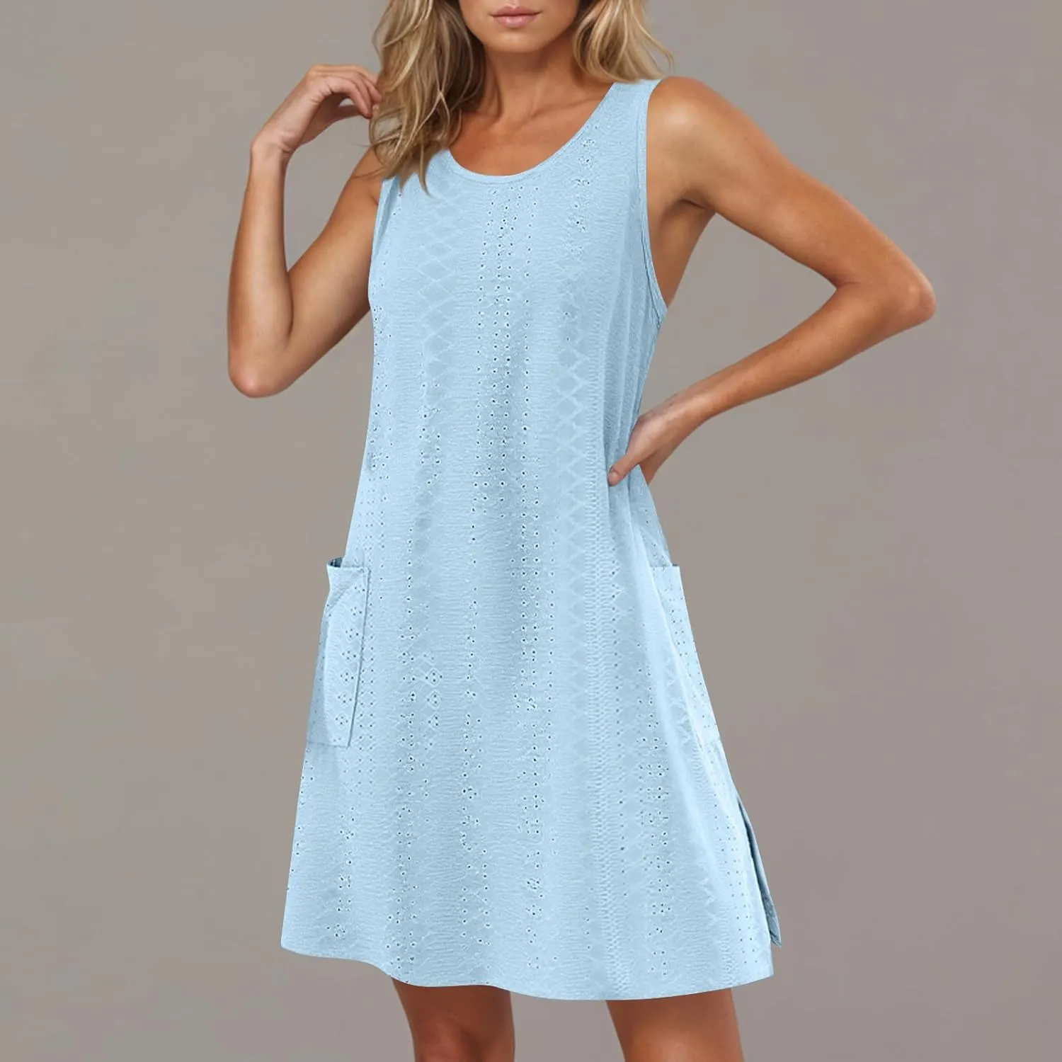 Women's Casual Dresses Soft Sleeveless Crewneck Summer Vacation Dresses with Pockets Relaxed Size Mini Dresses