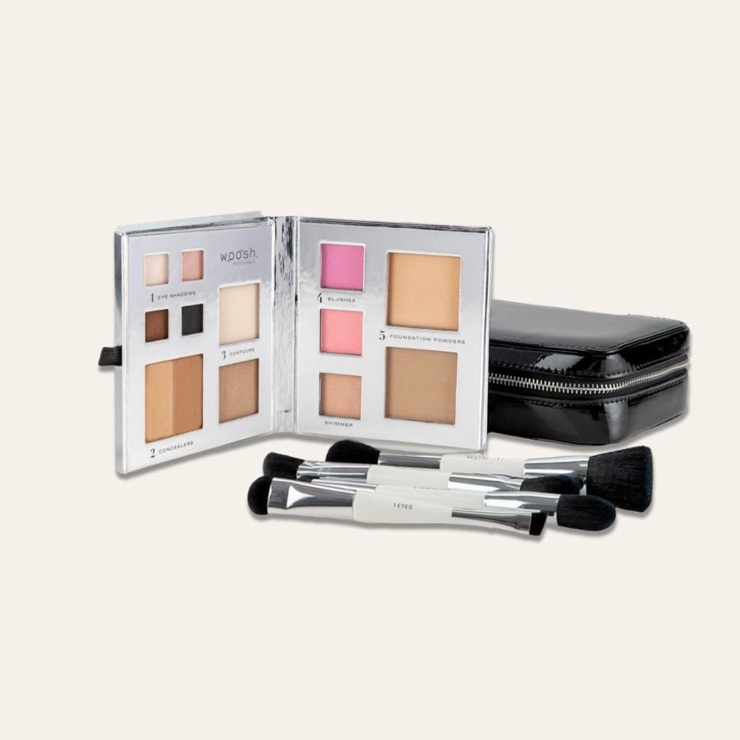 Woosh Beauty, Jetsetter Bundle, Fold out Face Original, Essential Brush Set, Travel Case in Black, #2.5 Medium Tan